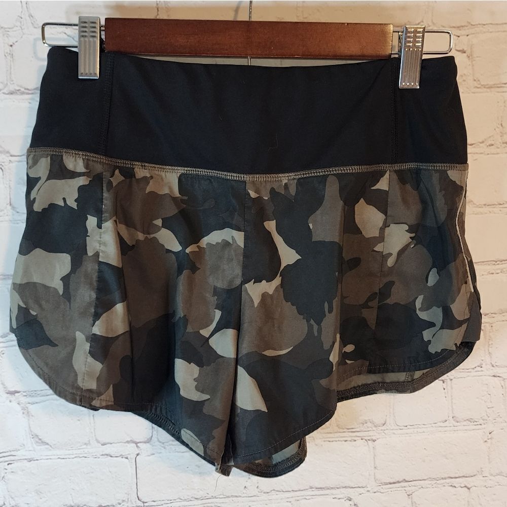 Women's Athleta gym shorts, size XS